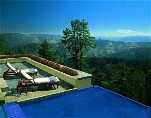 Jacuzzi with a View: Oberoi Cecil in Shimla, India