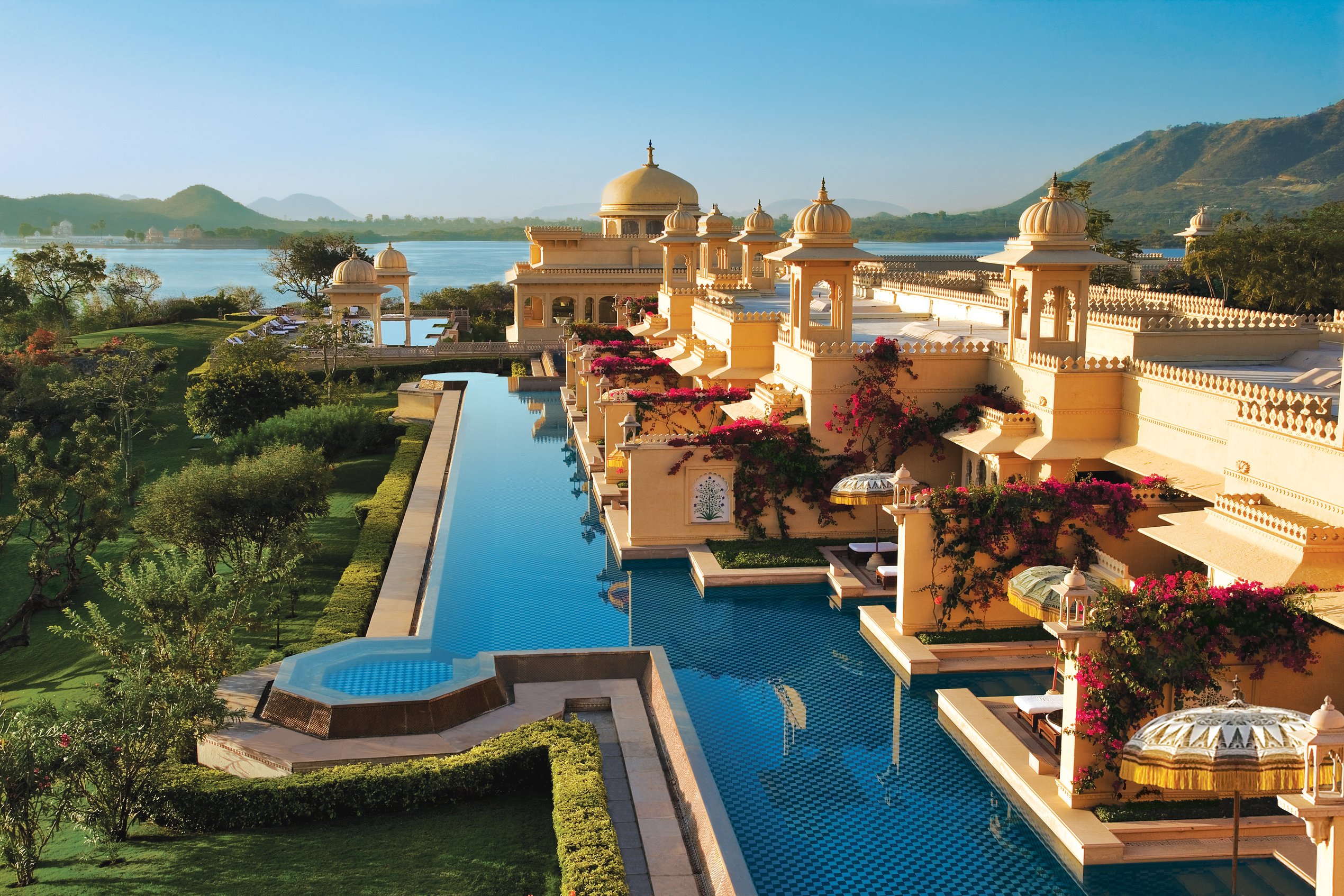 Отдых красивые города. The Oberoi Udaivilas, Удайпур. Udaipur Индия. Оберой Индия. Оберой отель в Индии.