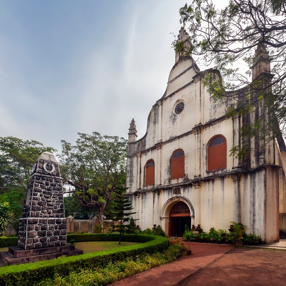 saint-francis-church-in-fort-kochi-kerala-ind-2022-11-14-03-15-38-utc (1)